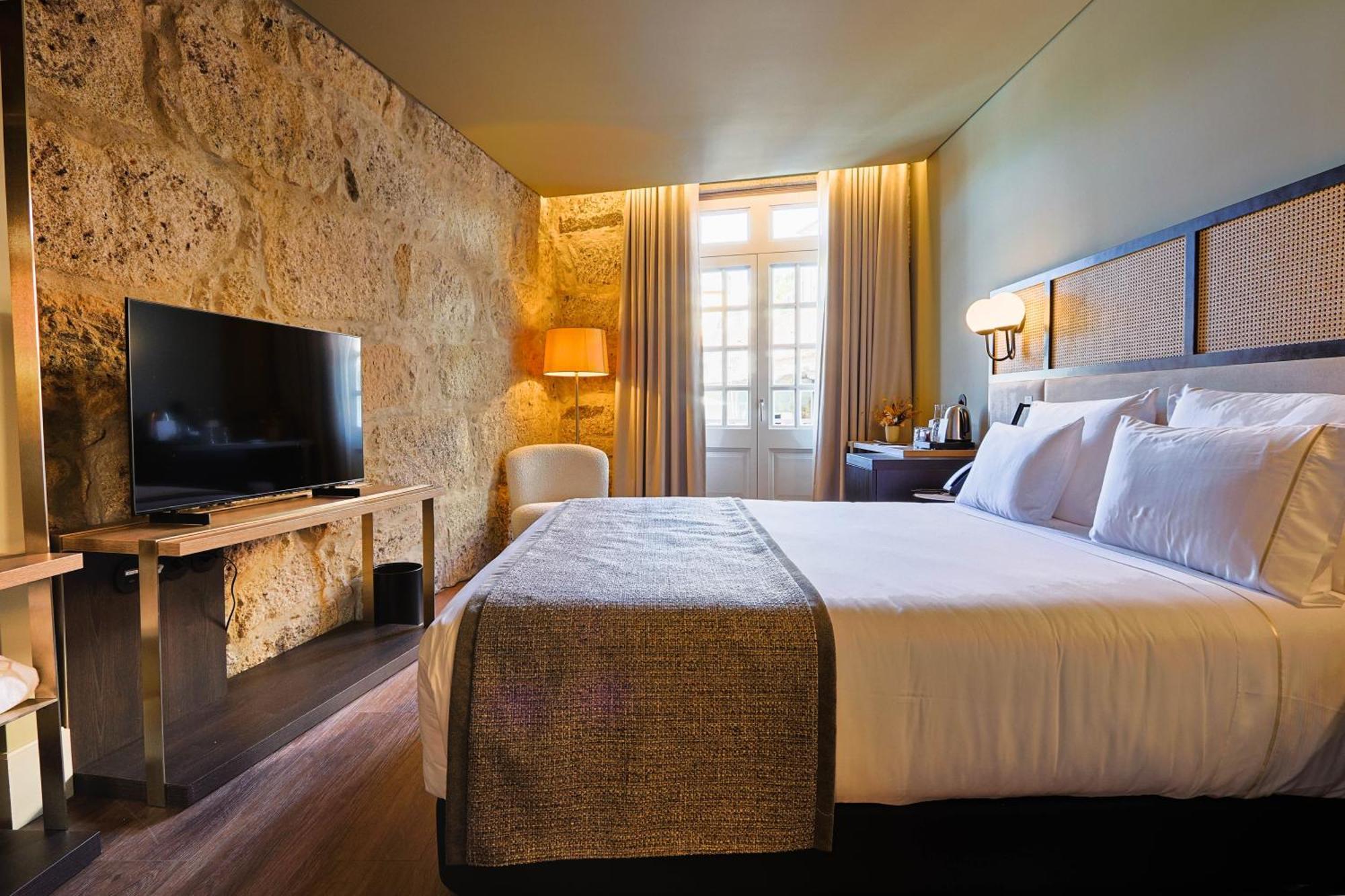 Timbre Virtudes Hotel Porto Luaran gambar Deluxe Room